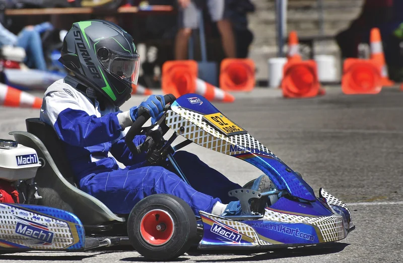 Karting loisir ou compétition : quelle formule choisir ?